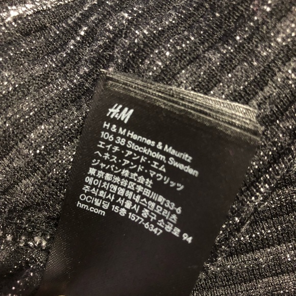 H&M Mock Neck Long Sleeve Crop Top Gray Black - Picture 4 of 6